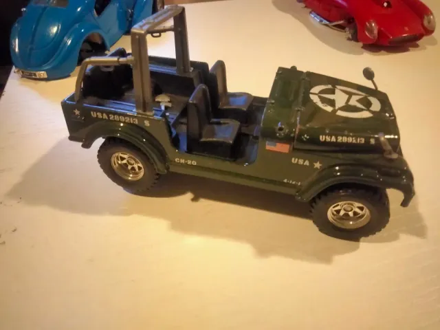 Coches a escala 1/24 para piezas