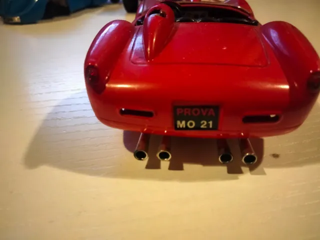 Coches a escala 1/24 para piezas