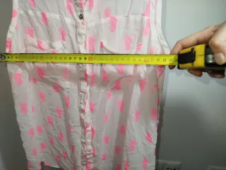 Camisa sin mangas estampado piña