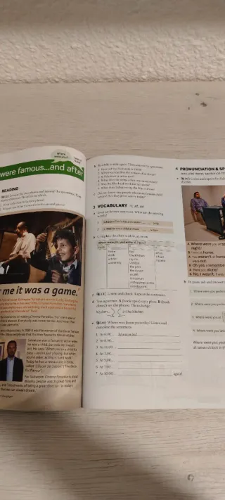 English File 3rd Edition Beginner Student's Boo...