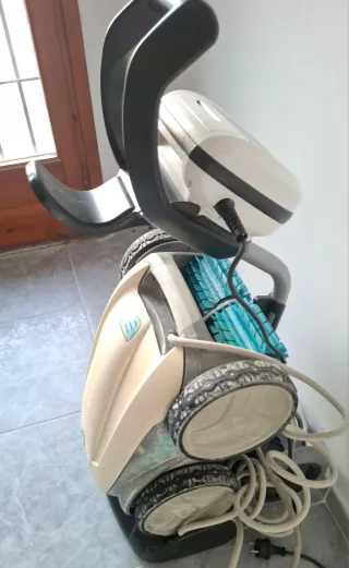 Robot Limpiafondos Piscina Beige y Negro