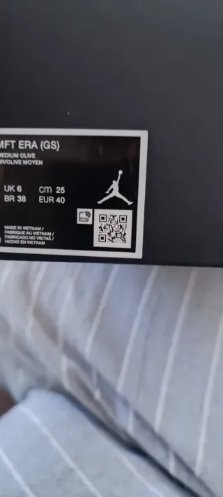 Zapatillas Nike Marrones y Negras