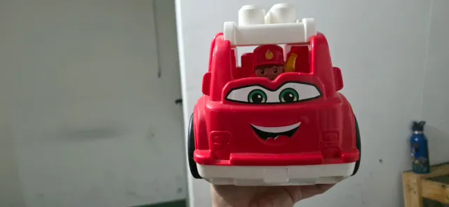 Lote de coches y vehículos de juguete