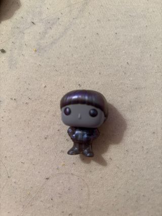 Funko huevo kinder Stranger things Will del reves