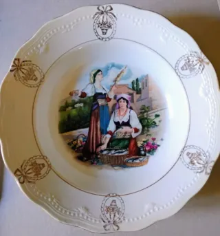 Entremesera, y dos platos. Reservado para Rafael