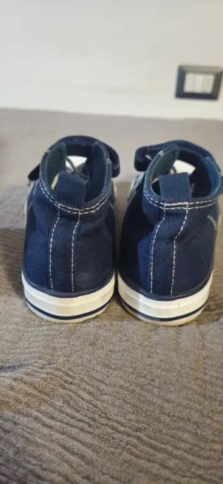 Scarpe bambino blu alte velcro n.32