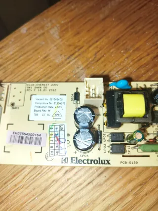 Placa Vitrocerámica Electrolux EHF6232IOK