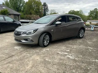Opel Astra 2016