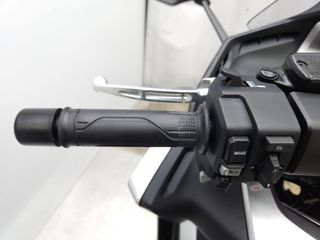 HONDA FORZA 750 2022 3683 kms.