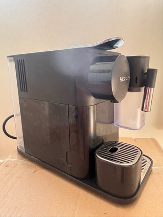 Máquina de Café Nespresso