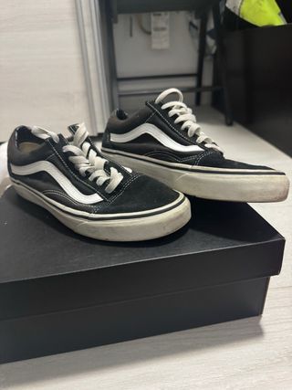 Vans Old Skool Negras y Blancas