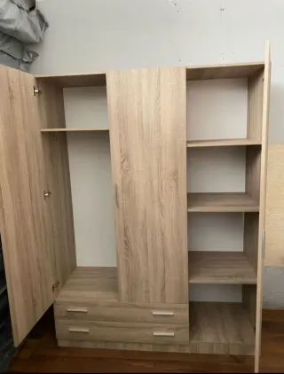 Armarios de madera nuevo