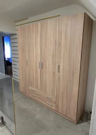 Armarios de madera nuevo