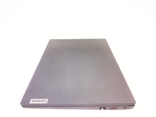 pc portatil lenovo 82kd
