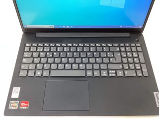 pc portatil lenovo 82kd