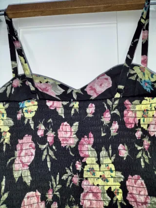 Vestido H&M Volantes Estampado Floral