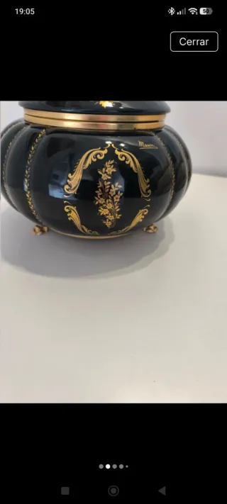 Bombonera Italiana Porcelana Negra y Dorada