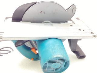 sierra circular makita 5903r