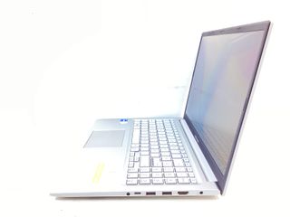 pc portatil asus f1504va