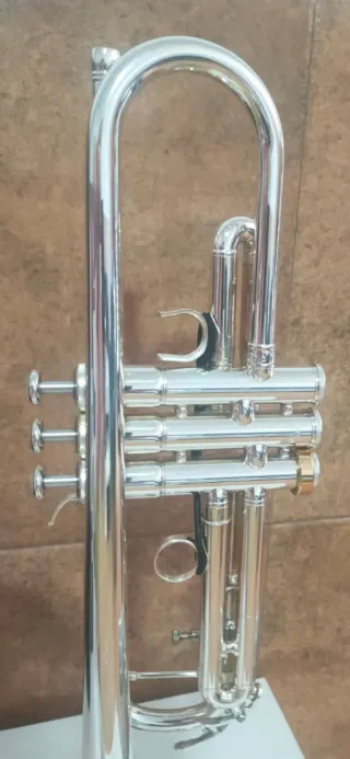 Trompeta Yamaha YTR-6335RCS