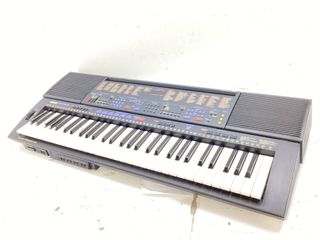 teclado electronico yamaha psr-600