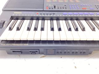 teclado electronico yamaha psr-600