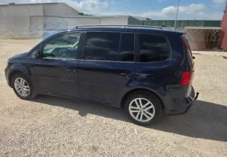 UNICO PROPIETARIO - VOLKSWAGEN TOURAN 2.0 TDI 140