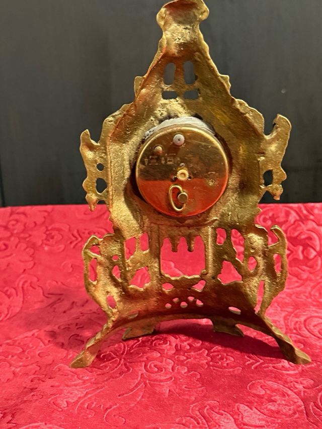 Reloj Alemán de bronce años 70s cuerda despertador