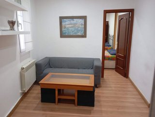 Piso en venta en Numancia en Madrid