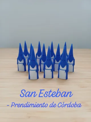 Nazarenos para repartir en Semana Santa