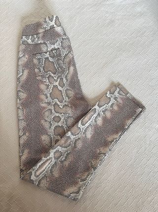 Leggings efecto serpiente cintura alta