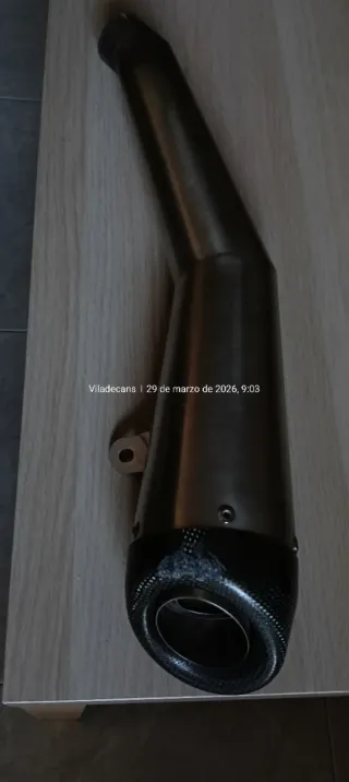Tubo de escape moto,seminuevo