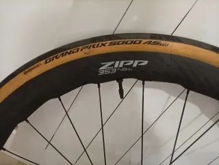 Berria Belador Br Ultegra Di2 2025 (53) + extras