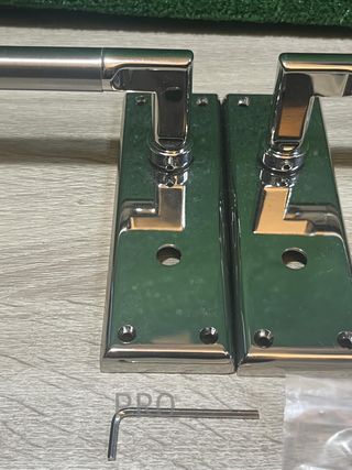 Tirador para puerta Carlisle