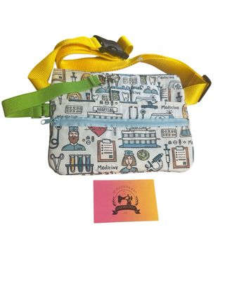 Borsa fanny medical sling fatta a mano. 100% autentica