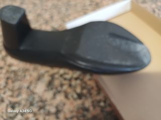 Zapatos de salón negros T-39, piel