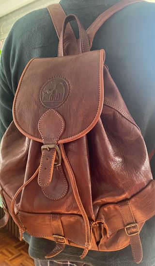 Mochila de cuero forrada