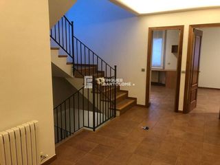 Casa adosada en alquiler en Poblenou - L'Olivar Gran en Figueres