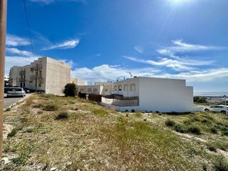 Terreno en venta en Carboneras