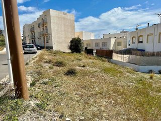 Terreno en venta en Carboneras