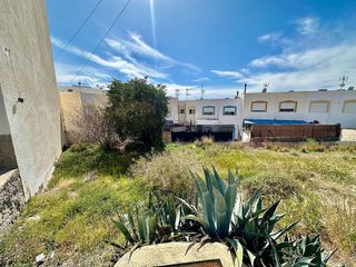 Terreno en venta en Carboneras