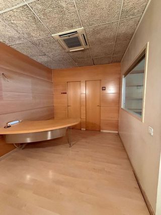 Local comercial en alquiler en Centre en Sabadell