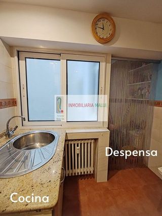 Piso en alquiler en Zona Teatro Campoamor en Oviedo