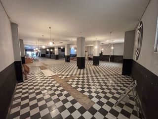 Local comercial en venta en Este en Castellón de la Plana