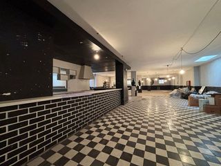 Local comercial en venta en Este en Castellón de la Plana