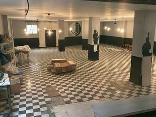 Local comercial en venta en Este en Castellón de la Plana