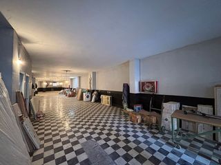 Local comercial en venta en Este en Castellón de la Plana