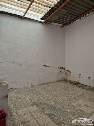 Local comercial en alquiler en Lucena
