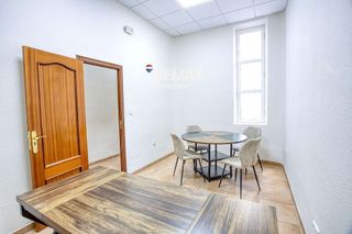 Oficina en alquiler en Centro en Alicante