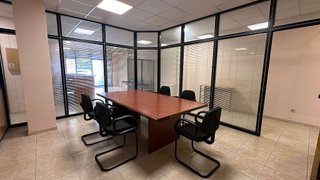 Local comercial en alquiler en Olot